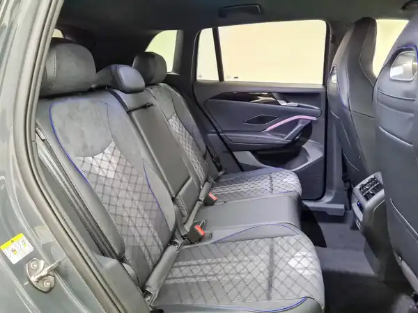 VW Tiguan R-Line 2.0 TDI 4M (16/18)