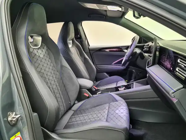 VW Tiguan R-Line 2.0 TDI 4M (17/18)