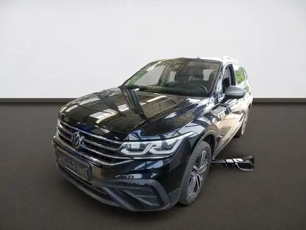VW Tiguan Allspace Life 2.0 TDI Business HUD IQ.Light Navi (2/7)