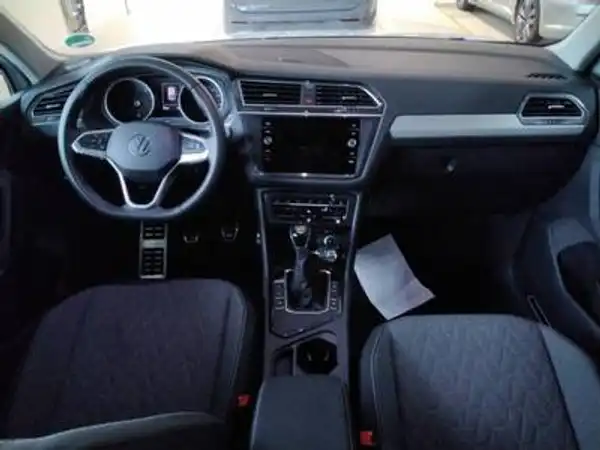 VW Tiguan Move 1.5 TSI Kamera Connect Navi ACC (4/4)