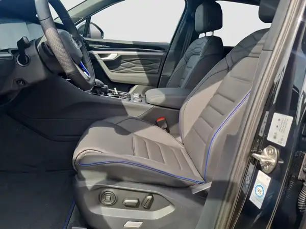 VW Touareg R 3.0 V6 eHybrid (8/16)
