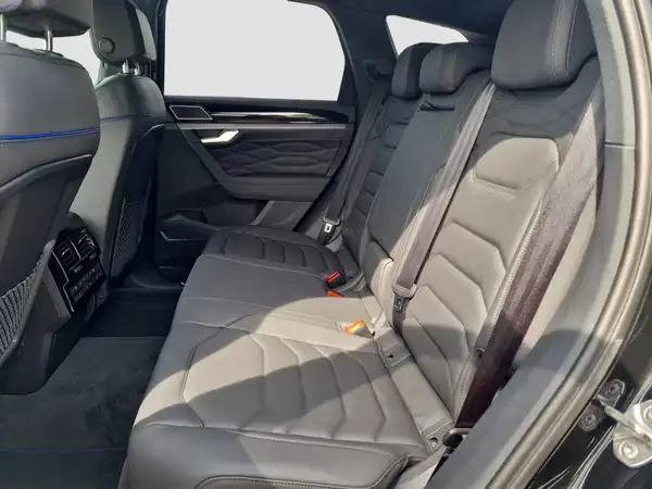 VW Touareg R 3.0 V6 eHybrid (9/16)
