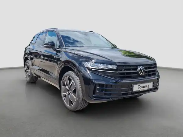 VW Touareg R 3.0 eTSI (4/16)