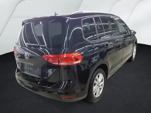 VW Touran Comfortline 1.5 TSI 7Sitz Navi Winter Kamera (3/5)