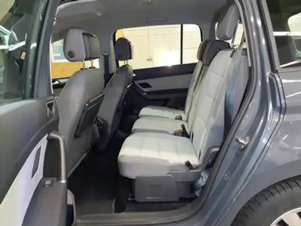 VW Touran Comfortline 1.5 TSI 7Sitz App Winter Navi (5/6)