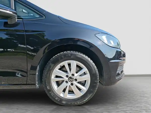 VW Touran Comfortline 1.5 TSI 7Sitz Navi Winter Kamera (16/16)