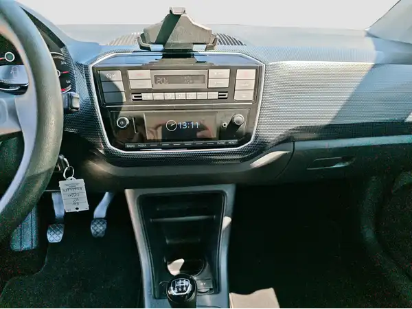 VW up! (12/16)