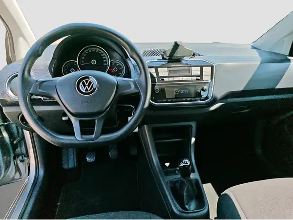 VW up! (10/16)