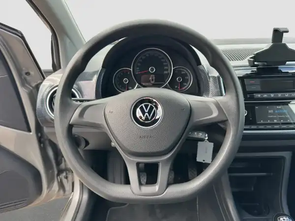 VW up! 1.0 connect Climatronic Allwetter (11/17)