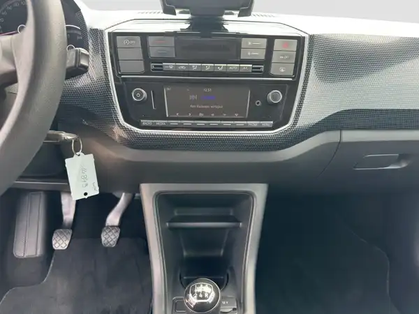 VW up! 1.0 Klima connect Allwetter (12/16)