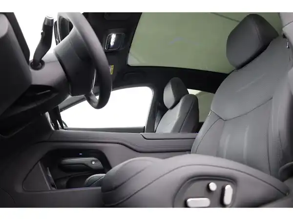 XPENG G6 Performance AWD 2025 (27/29)