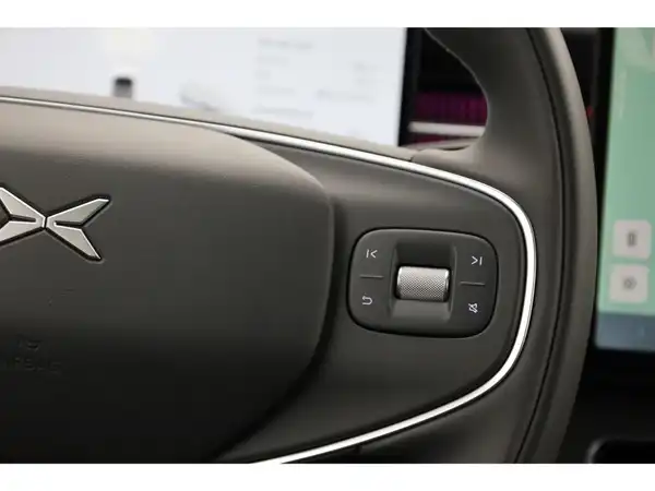 XPENG G6 AWD Performance 2025 (28/30)