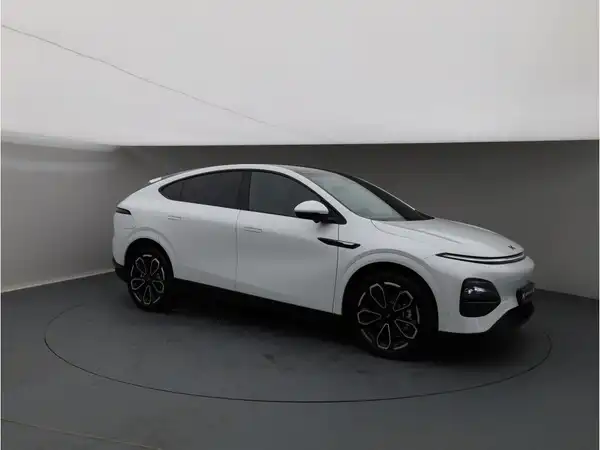 XPENG G6 AWD Performance 2025 (7/30)