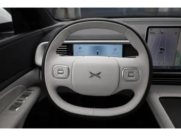 XPENG G6 Long Range (15/28)