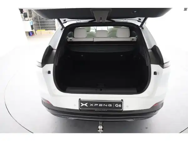 XPENG G6 Long Range (27/28)