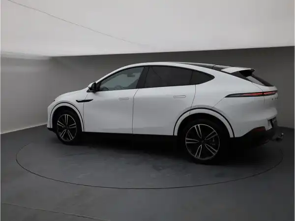 XPENG G6 Long Range (4/28)