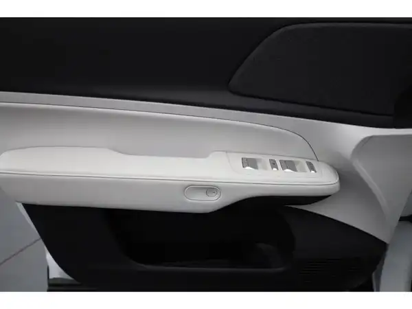 XPENG G6 Long Range (10/28)