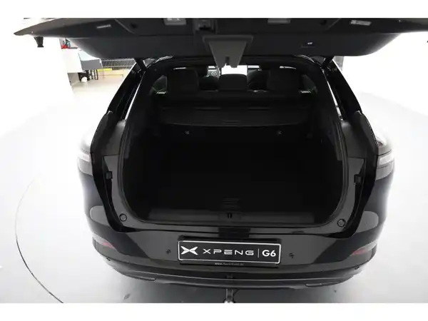 XPENG G6 Long Range (26/27)