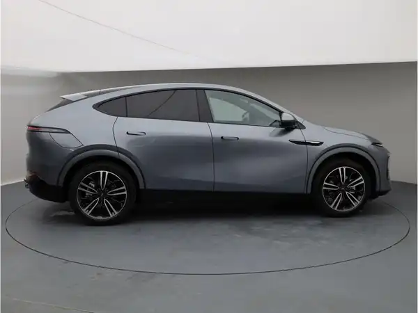 XPENG G6 RWD Long Range (7/30)