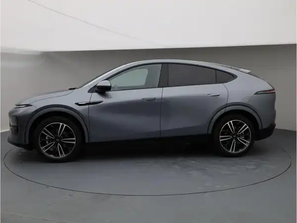 XPENG G6 Long Range RWD (3/28)