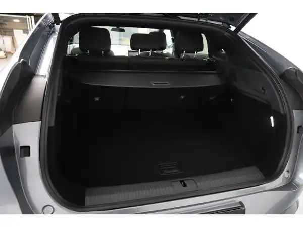 XPENG G6 Long Range RWD (26/28)