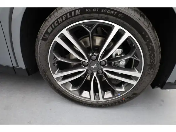 XPENG G6 AWD Peformance (21/22)