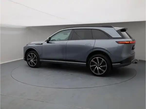 XPENG G9 AWD Performance (4/27)