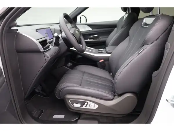 XPENG G9 RWD Long Range 2025 (10/30)