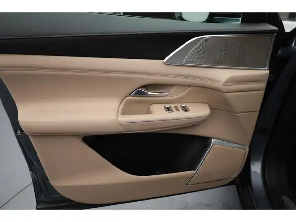 XPENG G9 Performance AWD 2025 (9/20)