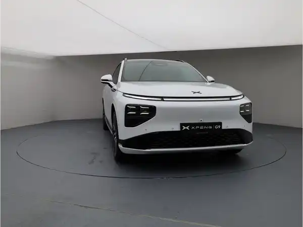 XPENG G9 Performance (8/28)