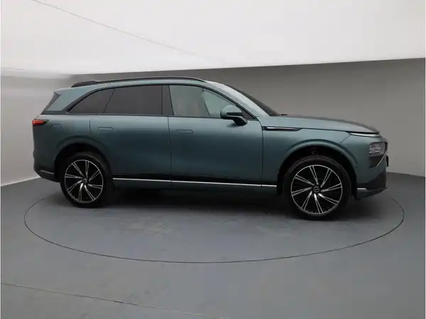 XPENG G9 AWD Performance (7/29)