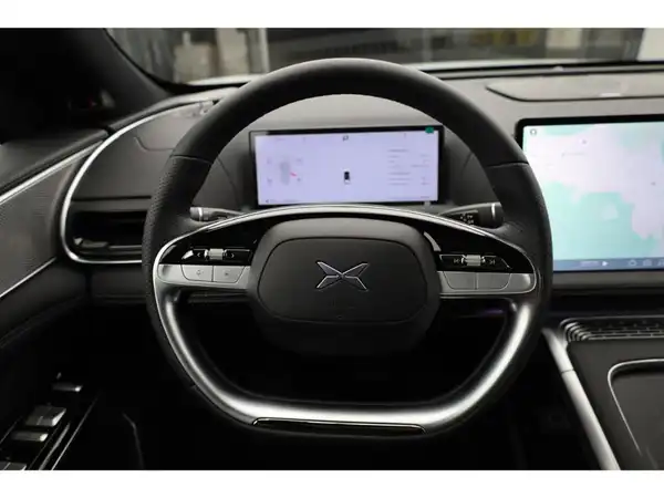 XPENG G9 RWD Standard Range (14/29)