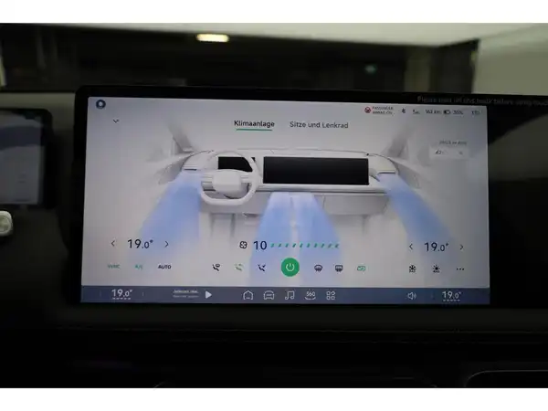XPENG G9 RWD Standard Range (21/29)
