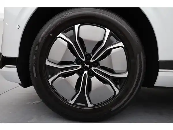 XPENG G9 RWD Standard Range (29/29)
