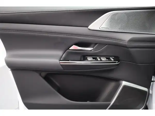 XPENG G9 RWD Standard Range (9/29)