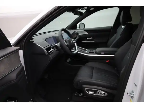 XPENG G9 RWD Standard Range (10/29)