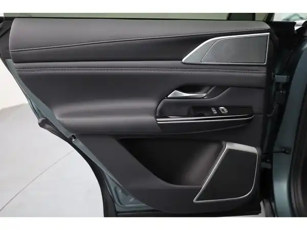 XPENG G9 AWD Performance 2025 (12/30)