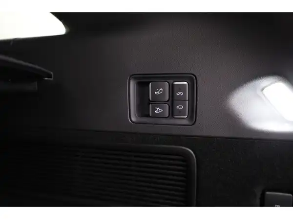 XPENG G9 AWD Performance 2025 (18/30)