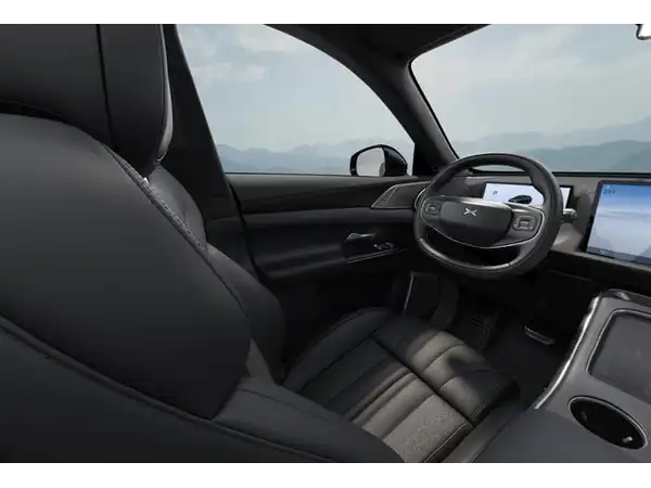 XPENG G9 AWD Performance 2025 (4/4)