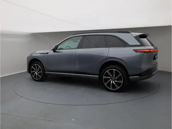 XPENG G9 Performance AWD (4/28)