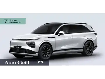 XPENG G9 RWD Long Range 2025 (1/4)