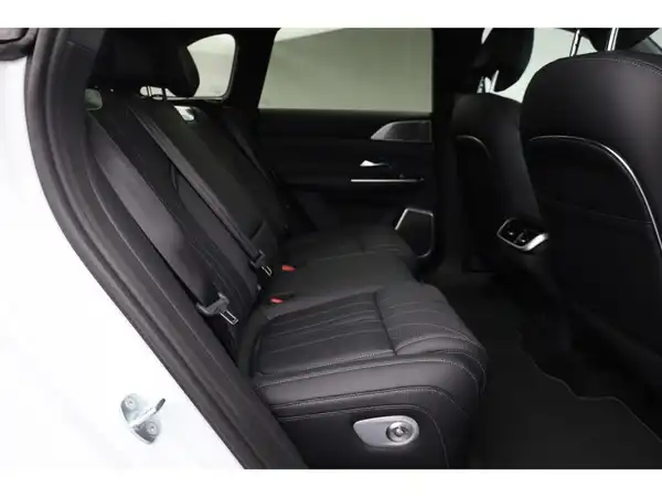 XPENG G9 RWD Long Range 2025 (23/29)