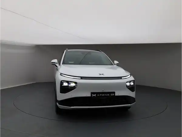 XPENG G9 RWD Long Range 2025 (8/29)