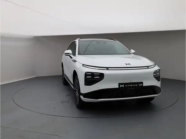 XPENG G9 Performance AWD 2025 (9/31)