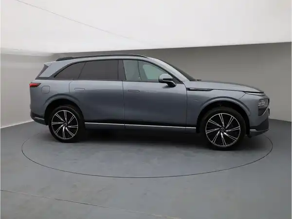 XPENG G9 Performance (7/27)